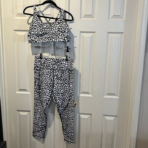 Zyia matching workout set leggings sports bra 12 XL new light n tight